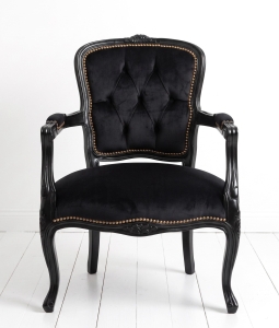 Elegancki francuski fotel Ludwik po renowacji